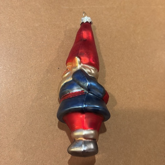 Gnome Glittery Xmas Ornament - Picture 2 of 3